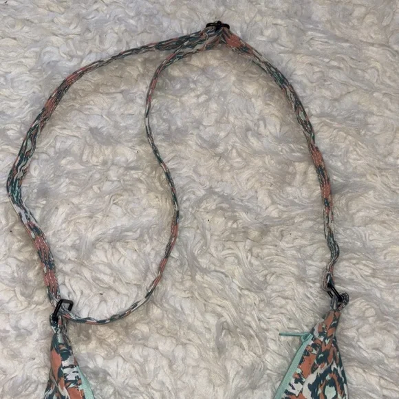 Kavu Sydney Satchel Crossbody Shoulder Bag, 14ā x 10ā - Picture 8 of 15